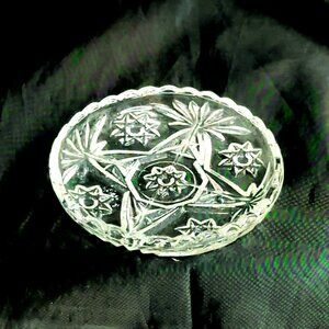 Vintage Anchor Hocking Prescut Clear Glass Coaster Star Pattern Scalloped Edge